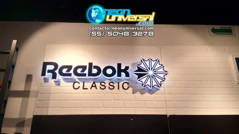 Letreros, logotipos y placas de acrílico (15)