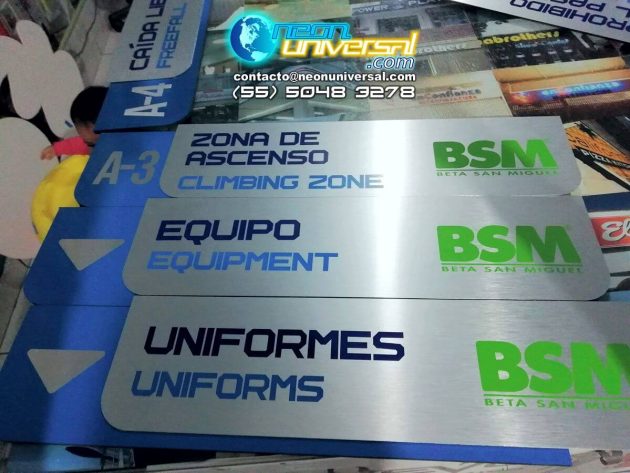 Señalización y letreros Neón Universal 2